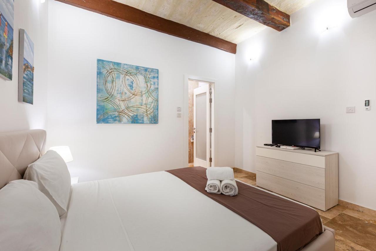 Designer Home With Comfy Sofa In Central Valletta By 360 Estates Dış mekan fotoğraf